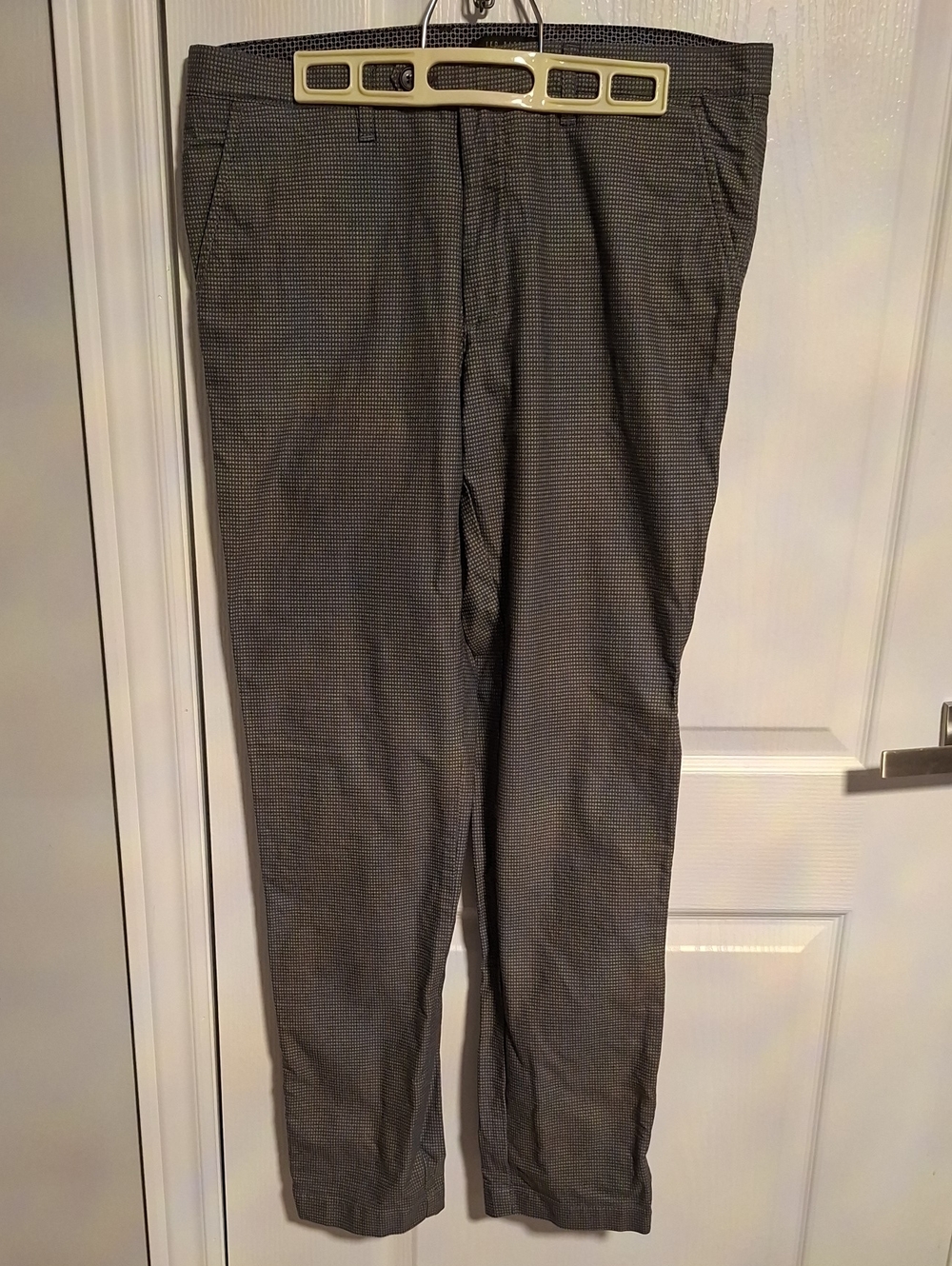 Ted Baker Women's Slim Dress Pants in Charcoal Houndstooth
